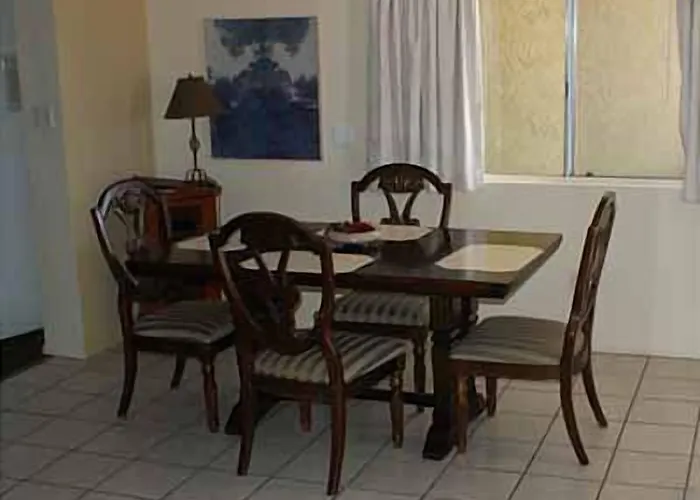 Sands Inn & Suites Lake Havasu City Motel 3*
