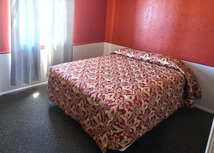 Sands Inn & Suites Lake Havasu City Motel